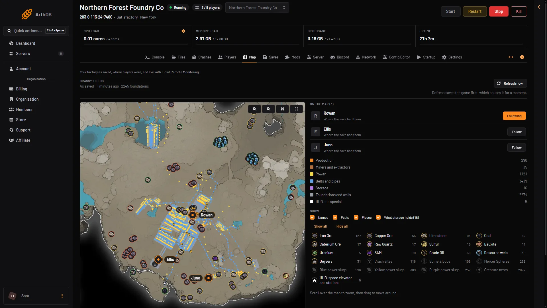 Satisfactory map in ArthOS: a factory of belts and machines on the game map, three players by name, resource nodes and the place filters